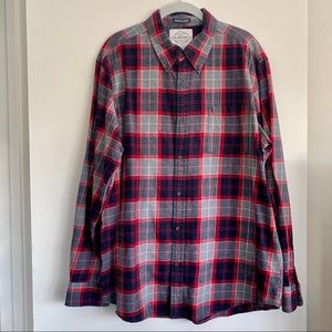 Men’s Flannel Button Down Shirt